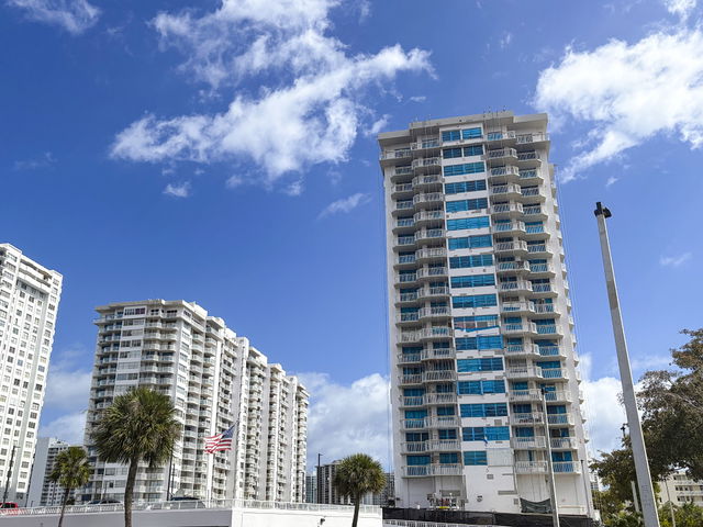 Del Prado Marina  photo 2